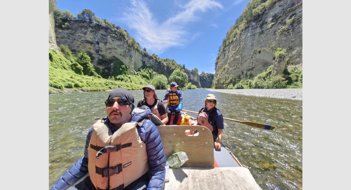 Gardiner whanau Rangitikei rafting Dec 25 LH 44